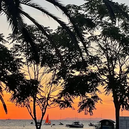 La Vostra Casa A 50 M Dal Mare Apartman *
