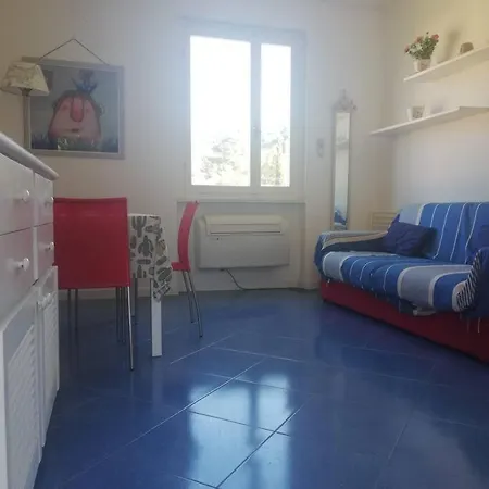 La Vostra Casa A 50 M Dal Mare Appartamento